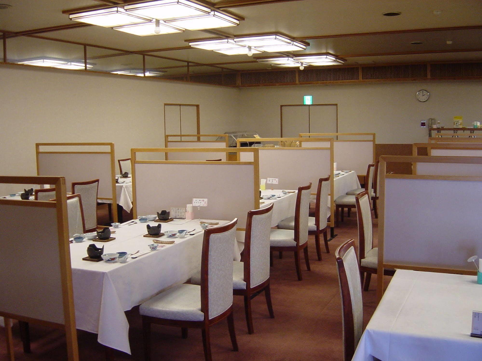 Hotel Hana Isawa Fuefuki Exterior photo